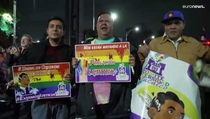 شاهد: مظاهرة حاشدة بعد مقتل أول مكسيكي ثنائي الجنس