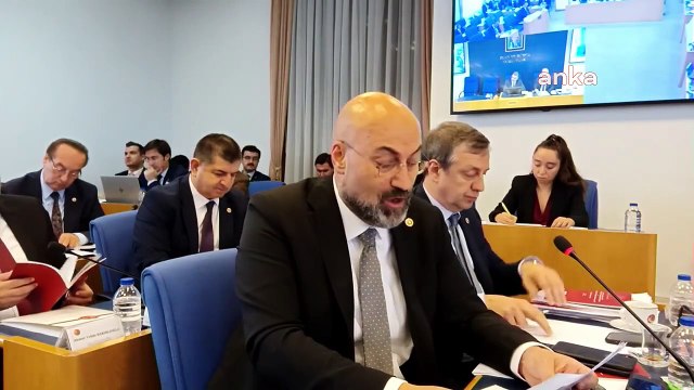 Fethi Açıkel: Türkiye'yi Geri Kalmış Ülkelerden Göç Alan Fakat Kendi Eğitimli Genç Mühendis, Doktor ve Yazılımcılarını İse Batı'ya Kaptıran Bu Milli...