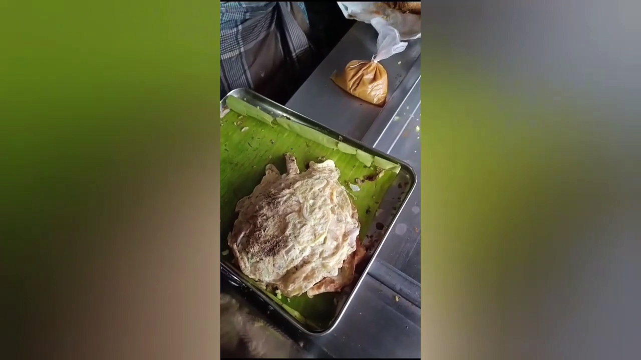 தக்காளி சாதத்தில் இருந்த இரும்பு கம்பி; நியாயம் கேட்ட வாடிக்கையாளரை மிரட்டி அனுப்பிய உரிமையாளர்