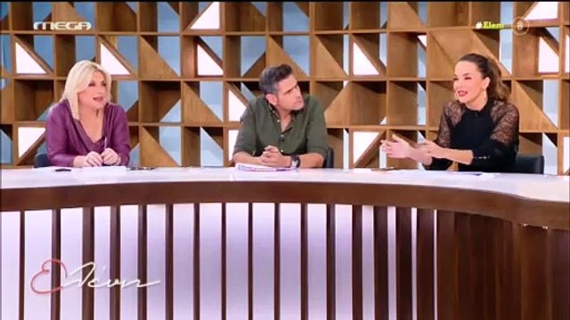 Ελένη Μενεγάκη: Η αποκάλυψη για το νυφικό της: «Ήμουν με μία από τις κόρες μου και...»