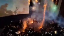 Inde : des fans tirent un feu d’artifice au cinéma lors de l’apparition à l’écran de leur acteur star