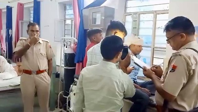 पटाखा चलाने के मामले में दो पक्षों में विवाद, 13 जने घायल