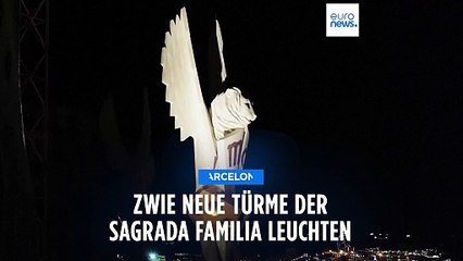 Tüpfelchen auf dem "I": Die zwei neuen Türme der Sagrada Familia leuchten