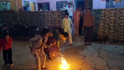 मां लक्ष्मी के स्वागत में जगमग हुई देवनगरी