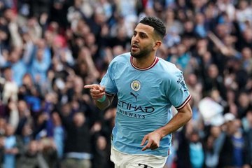 محرز:  "ما حققته مع السيتي  أهم من إنجازات بونو"