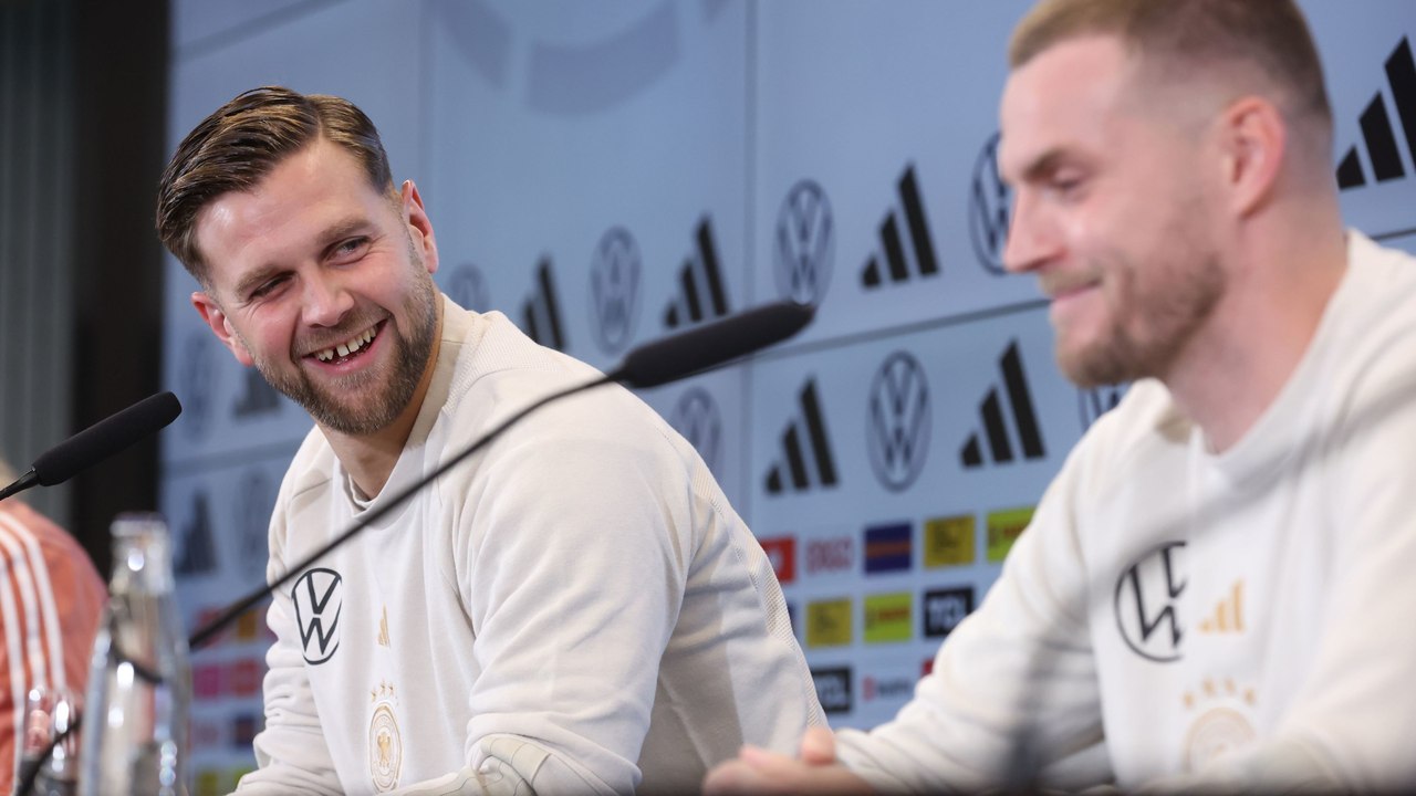 Füllkrug albert mit Ducksch über Spitznamen: 'Habe mir schon 'ne Reibe abgeholt'