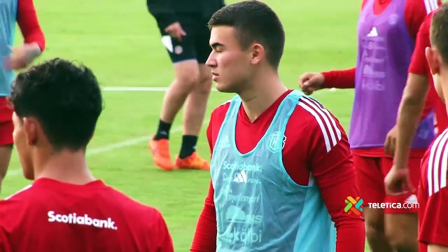 td7-manfred-ugalde-141123