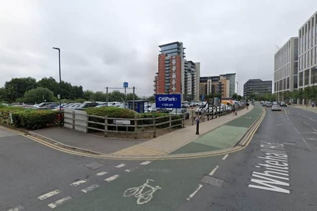 Whitehall Road and Wellington Place: Leeds City Centre closed and evacuated