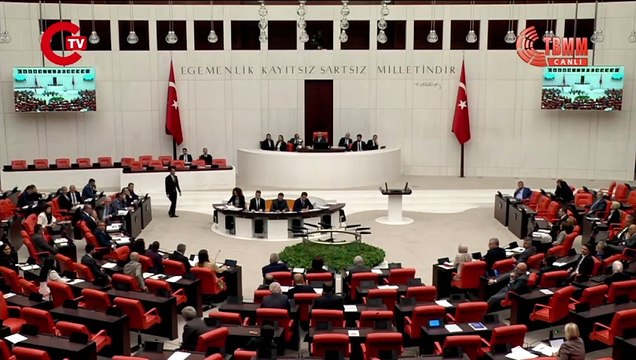 TİP Milletvekili Sera Kadıgil ve AK Parti Grup Başkanvekili Leyla Şahin Usta arasında yalancı tartışması