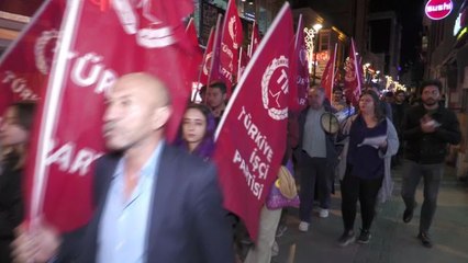 Tip Yakılarak Katledilen Madenci Nourtani İçin İzmir'de Sokağa Çıktı: "İş Cinayetini Örtbas Etmek İçin Emekçiyi Yakan Bu Düzene Lanet Ediyoruz"