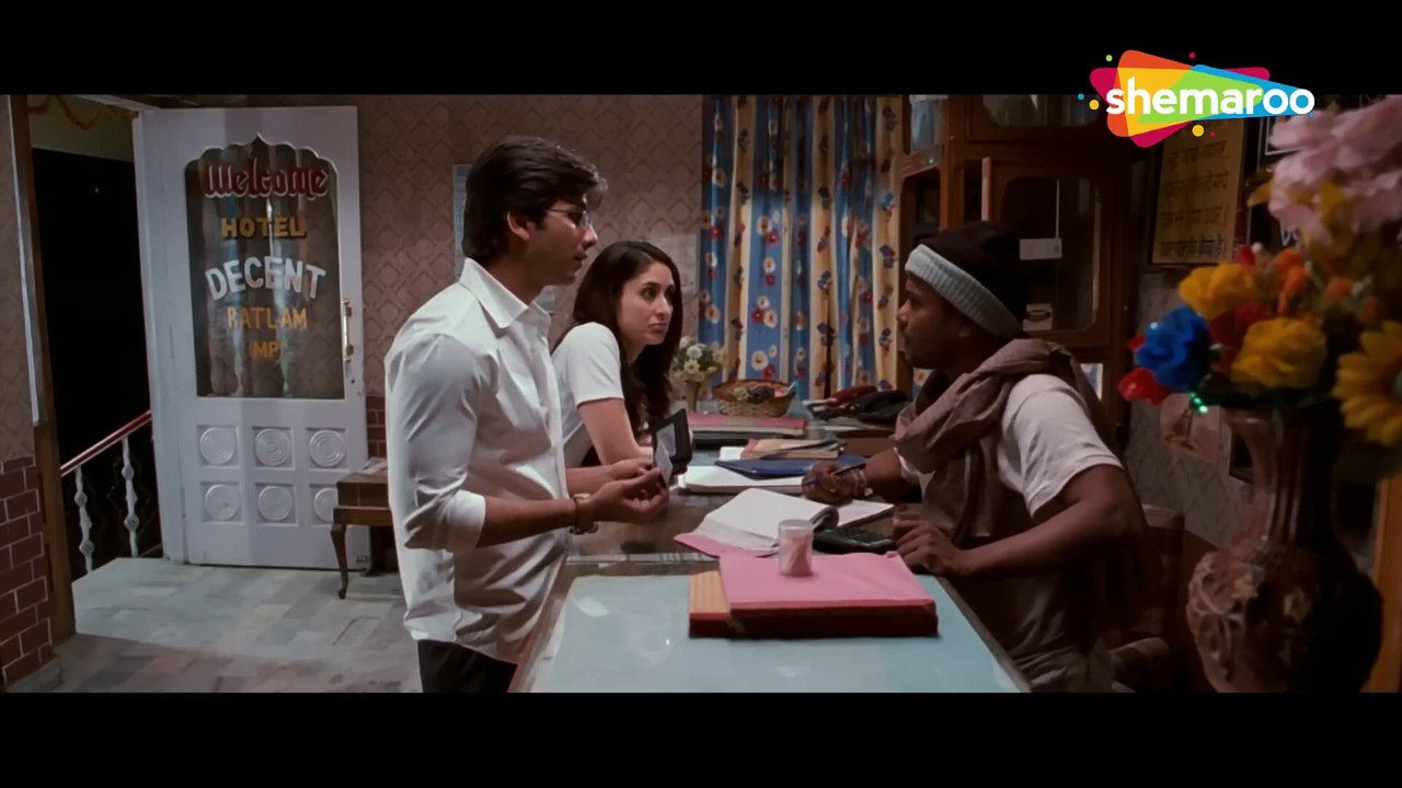 jab-we-met-lodge-scene-room-ghante-ke-hisab-se-chaiye-shahid-kapoor