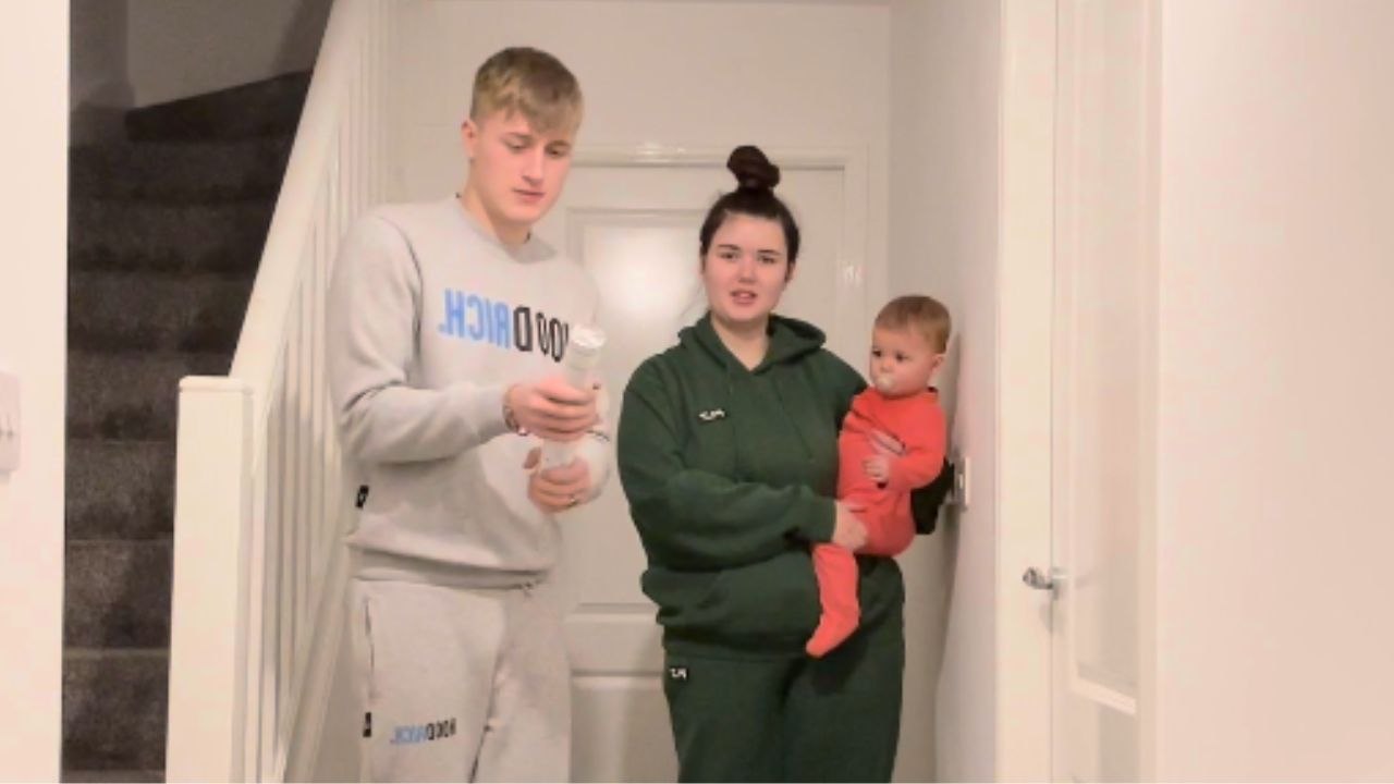 Couple does an intimate gender reveal for their upcoming baby *Heartwarming*