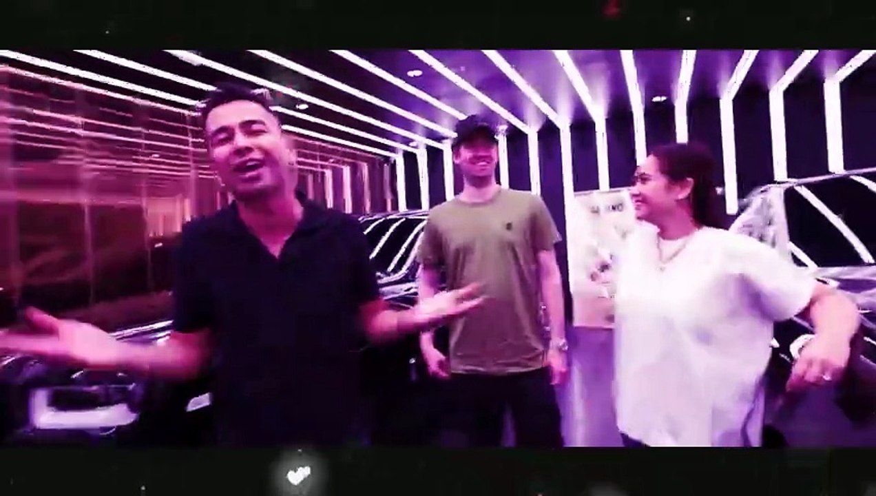 Inside the Home of the Indonesian Superstars!  - Unmasked Vlog #42
