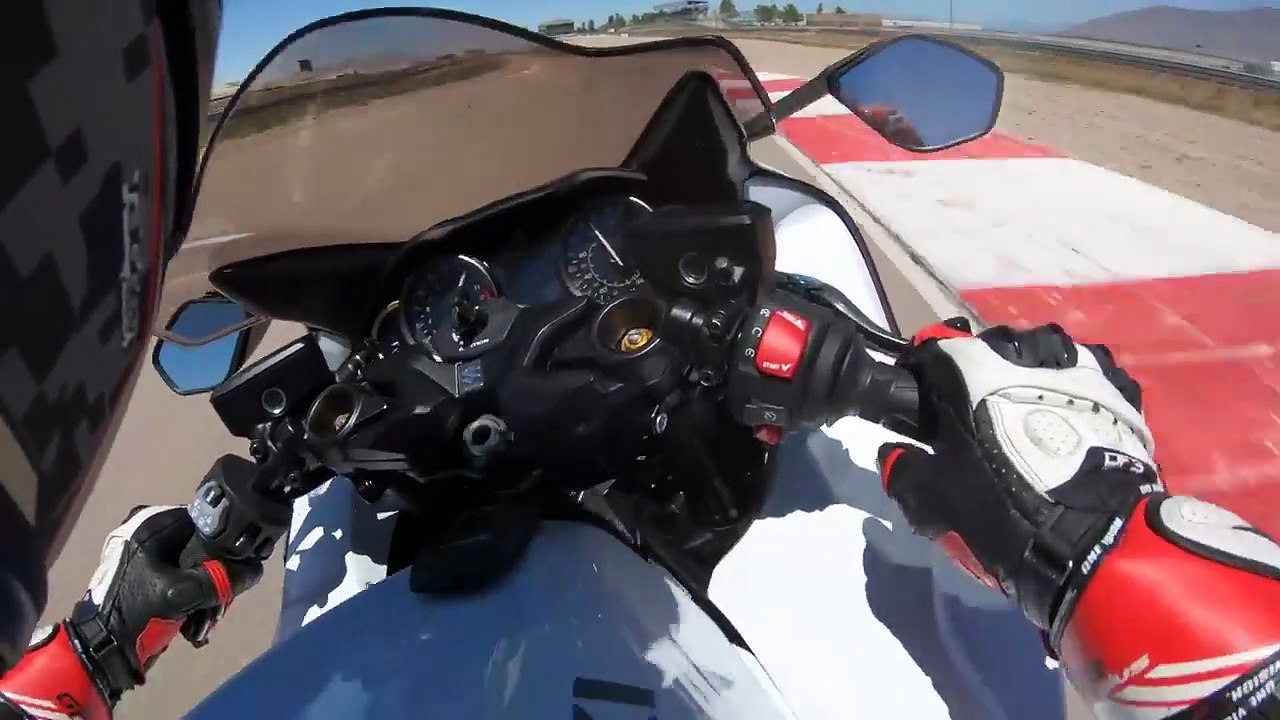 2022 Suzuki Hayabusa GSX1300R Track Review | MC Commute