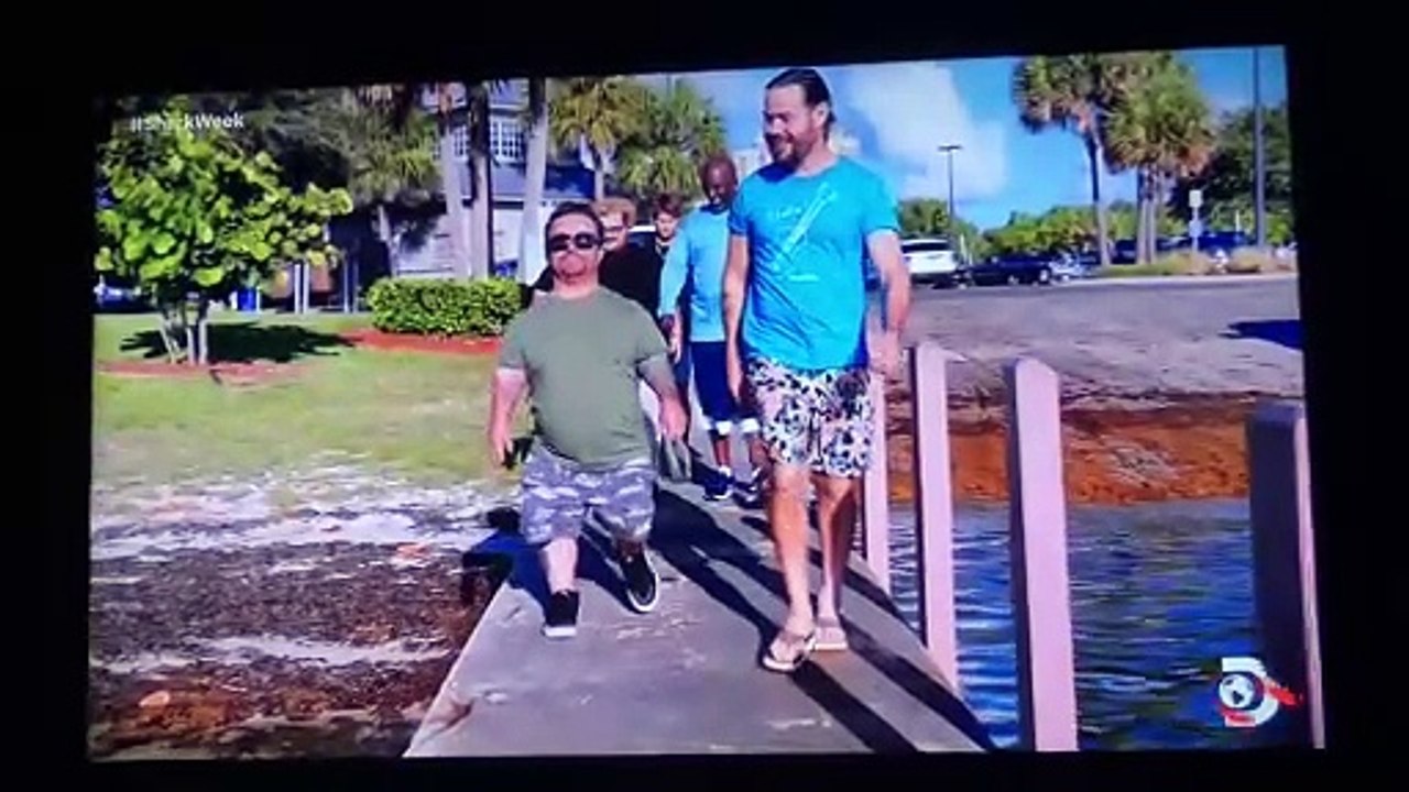 Jackass Shark Week 2.0 (2022) Intro