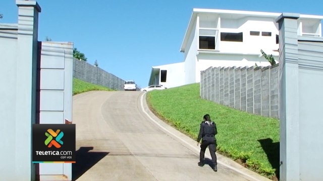 tn7-Caso-“Corona” Dueño-de-planta-de-refrescos-usada-para-enviar-droga,-construía-lujoso-motel-141123