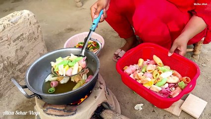 Desi Bacha Party Mei Ho Gaya Hungama