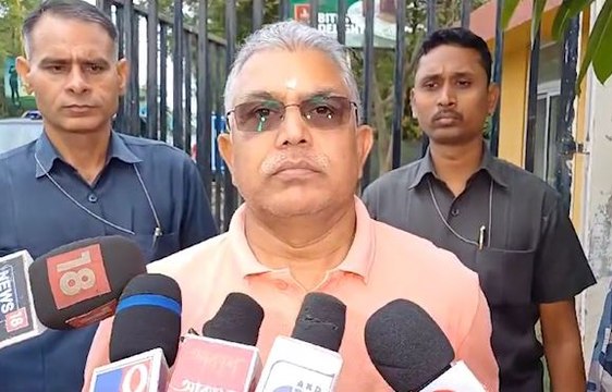 ভাইফোঁটার দিন ডিএ, চাকরিপ্রার্থীদের নিয়ে ভাবুন মুখ্যমন্ত্রী উনি তো সবার দিদি: দীলিপ ঘোষ
