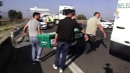 Otoyolda ters yöne girdi; 3 kişi hayatını kaybetti