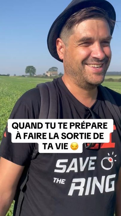 Ce sourire qui veut dire que tes collegues vont bientot prendre une lecon de detection ! 