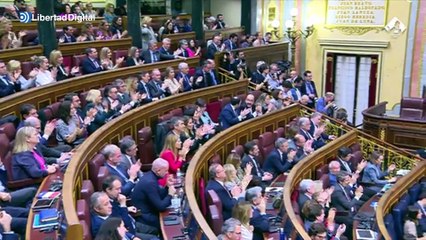 Demoledora respuesta de Feijóo a Sánchez: "No me vendo ni vendo a los españoles"