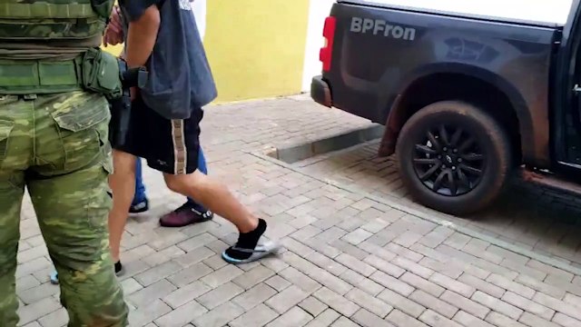 Dupla é detida pelo BPFRON com 40 quilos de maconha