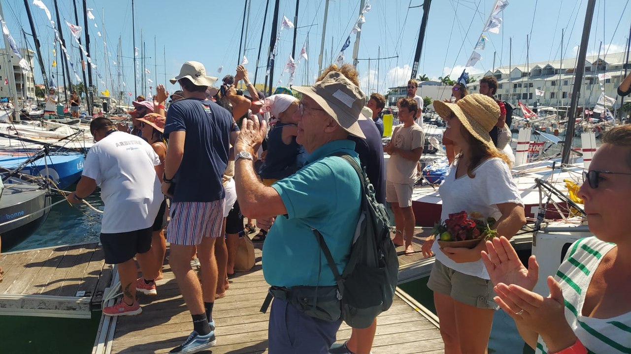 Alexandra Lucas accueillie en grande pompes à Saint-François pour la mini transat