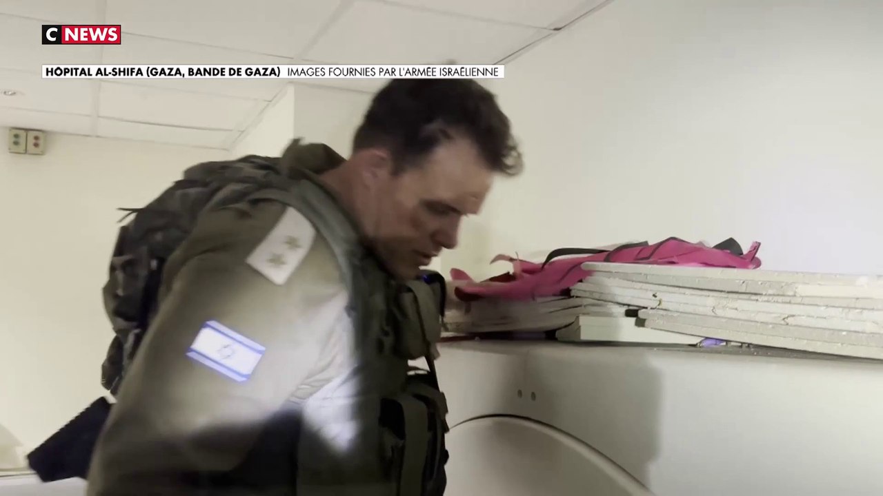 Israël-Hamas : Tsahal dévoile les armes du groupe terroriste retrouvées dans l'hôpital al-Shifa