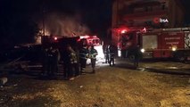 Çorum Harmancık Köyü'nde Yangın: 3 Traktör, 1 Kamyonet ve Binlerce Saman Balyası Kül Oldu