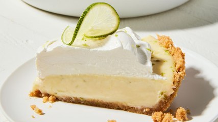 This Easy & Delicious Key Lime Pie Is An Absolute Summer Classic