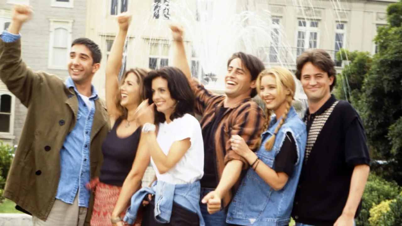 'Friends' Cast Post Tributes Honoring Matthew P...