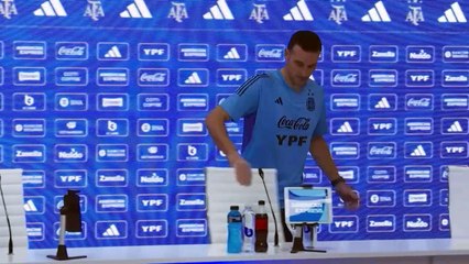 Scaloni se prepara para un Uruguay "tremendamente difícil"