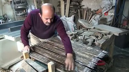 Bin Yıllık Ceviz Ağaçları Sanat Eseri Bastonlara Dönüşüyor
