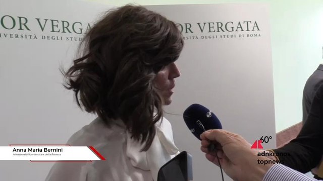 Università, Bernini: “Obiettivo ritorno dei nostri ricercatori all’estero, creiamo ambiente amichevole”