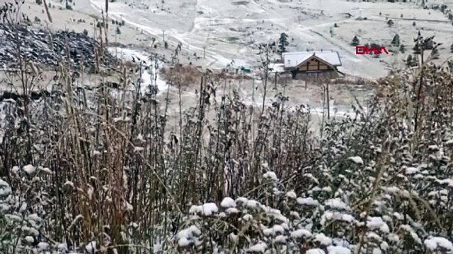 Kartalkaya Kayak Merkezi'ne İlk Kar Yağdı