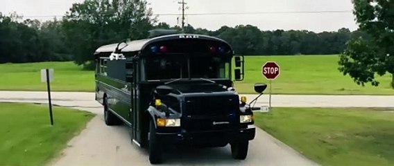 Super Turnt Bande-annonce (EN)