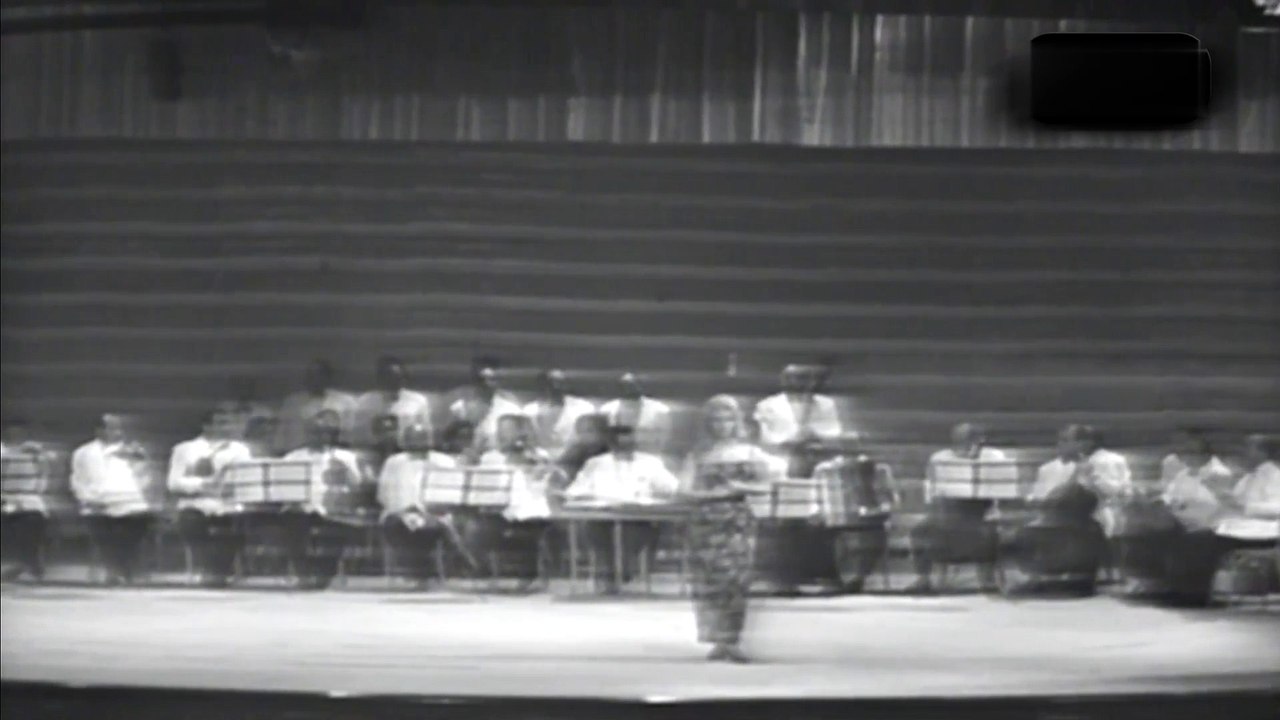 حفله حبيه امها الصبوحه والحان موسيقار الازمان فريد الاطرش بواسطه سوزان مصطفي