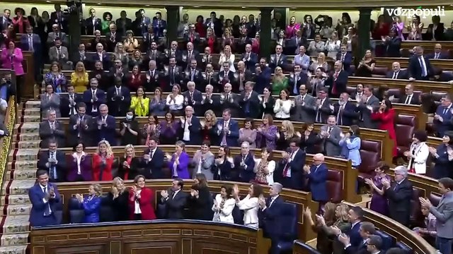 Pedro Sánchez logra la investidura con los votos de PSOE, Sumar, Junts, Bildu, PNV, ERC, BNG y CC