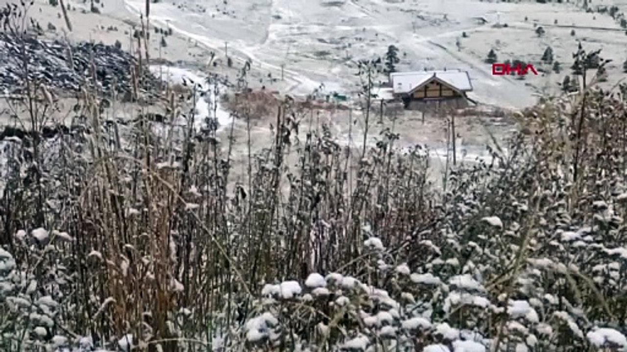 Sortez votre béret, vos gants, tout ce que vous avez dans le placard ! Des chutes de neige sont attendues dimanche sur les hauteurs d'Istanbul.