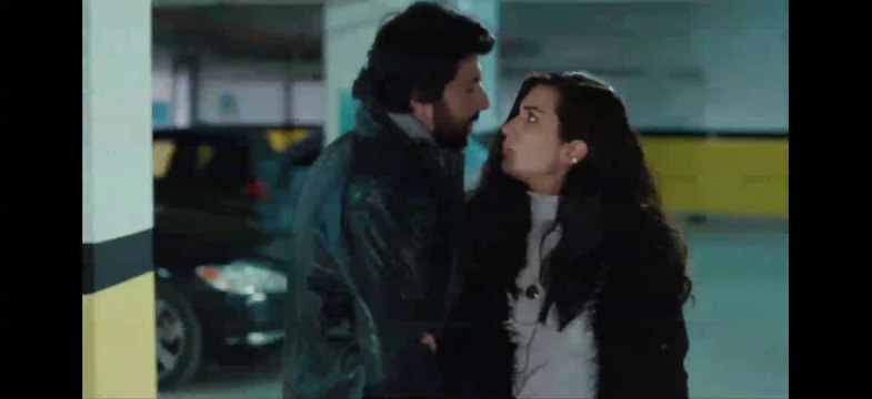 1y2 Amor De Contrabando ❤️ (Kara Para Ask) ❤️ Capítulo 1 y 2 ESPAÑOL HD ❤️ Con Tuba Büyüküstün y Engin Akyürek ❤️