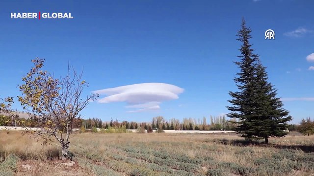 Gören UFO sandı! Bu seferde Niğde'de ortaya çıktı, gören telefona sarıldı