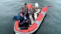Rize'de Denizde Mahsur Kalan Çocuk Deniz Polisi Tarafından Kurtarıldı