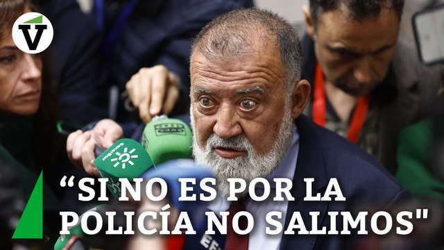 Herminio Sancho a la salida del Congreso: Si no es por la policía no salimos
