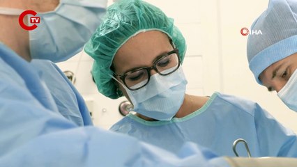 İlk kez bir Parkinson hastası nöroprotez ile yeniden yürümeye başladı