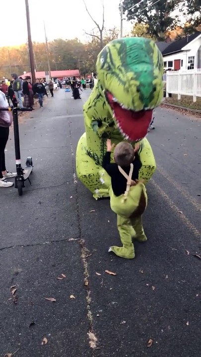 Il y a toujours un plus gros dinosaure
