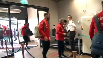 Cengiz Ünder et Hakan Çalhanoğlu ont été retirés de l'équipe nationale de football