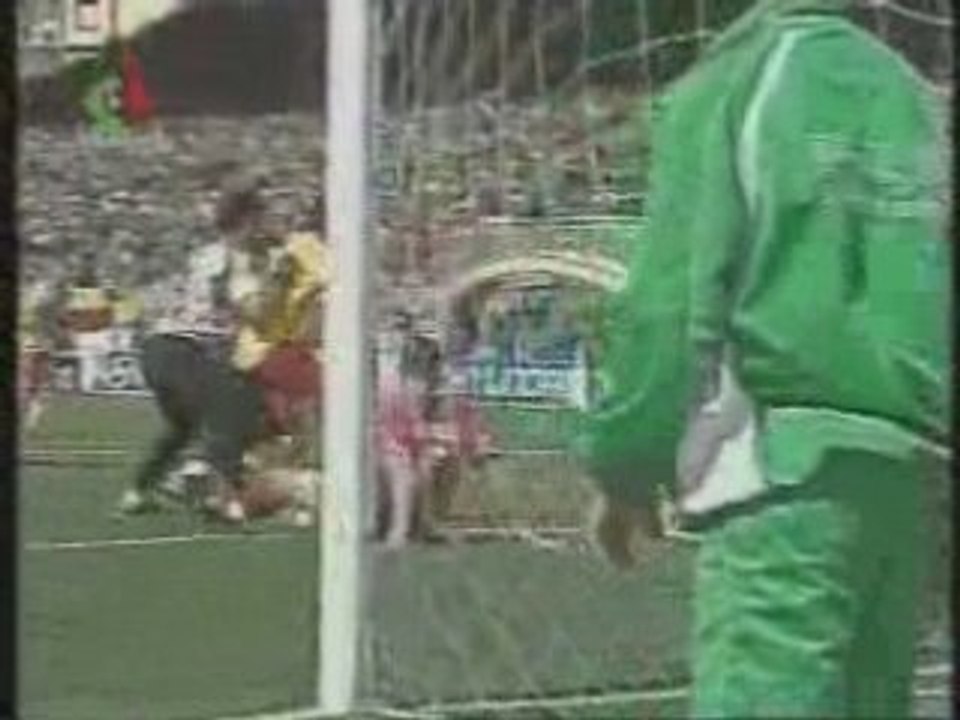 NAHD 2-USMA 1(El hadj saasanne emu par les jeunes du NAHD)