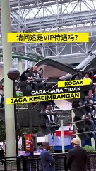 Kocak! Gara-gara Tidak Jaga Keseimbangan