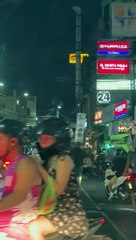 Cyclist Has Impressive Balancing Skills