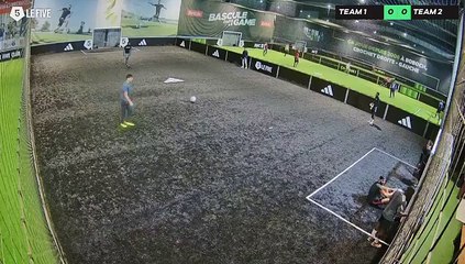 POTEAU PRO 16/11 à 18:15 - Football Fernandez (LeFive Bobigny)